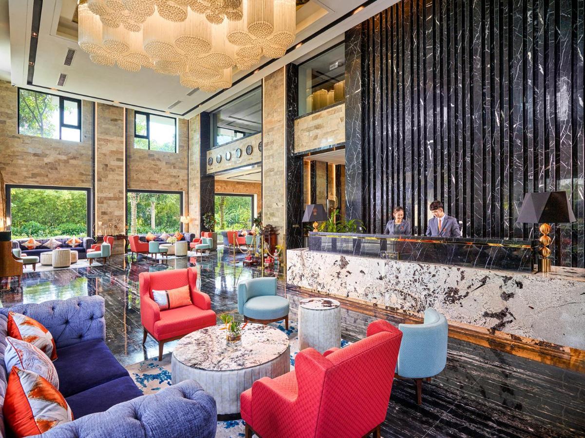 Ravatel Luxury Hotel Bac Giang Exterior photo